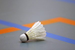 Badminton shuttle (Foto: https://www.flickr.com/photos/mathias_dekempeneer/26101822324/, CC BY 2.0)