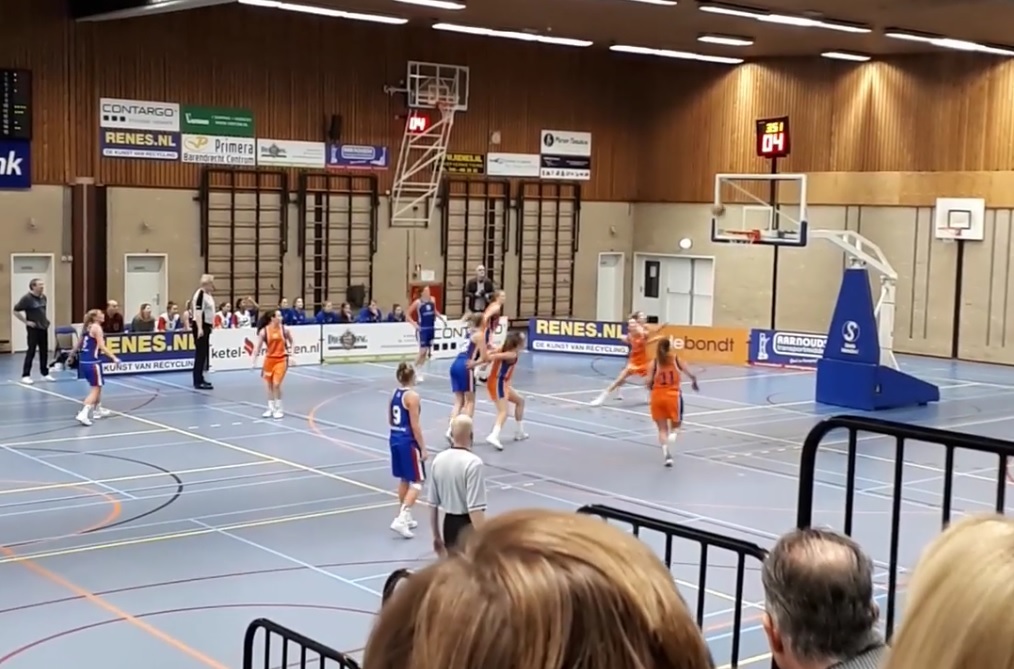Basketbalvrouwen CBV Binnenland pakken winst en plaatsten zich voor Final Four - BarendrechtNU.nl